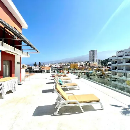 Nice Studio Without Balcony, With Wifi And Rooftop Pool In Puerto De La Cruz Appartement